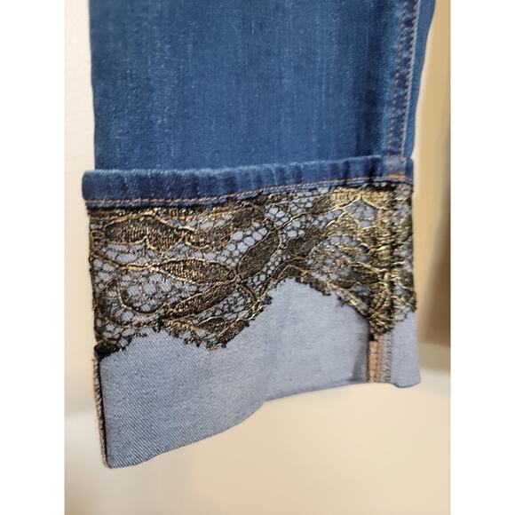 Chico's The So Slimming Girlfriend Ankle Cuffed Motifs Jeans Blue Size 2/Large - Picture 3 of 9